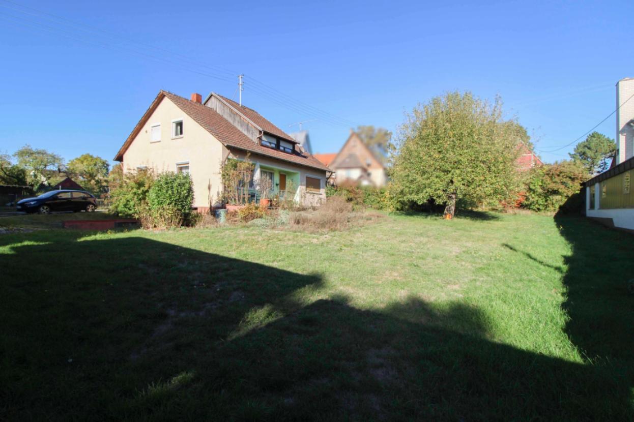 Garten + Haus Seitenansicht I