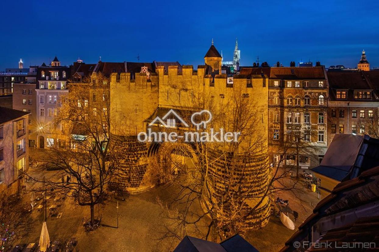 Torburg bei Nacht
