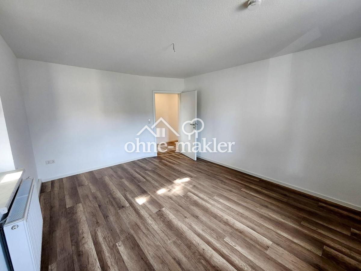 Wohnzimmer_Türseite