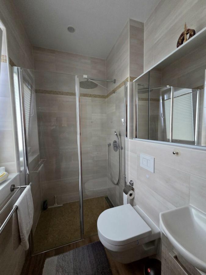 Badezimmer Erdgeschoß