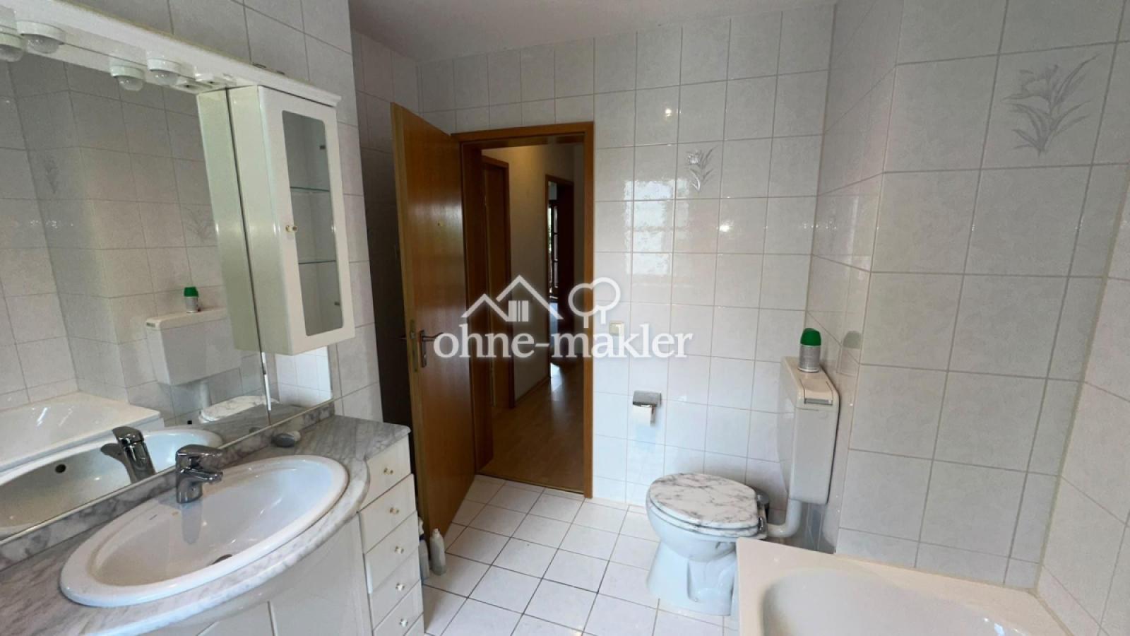 Badezimmer 1.OG