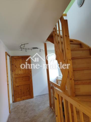 Zugang zum DG / Schlafzimmer