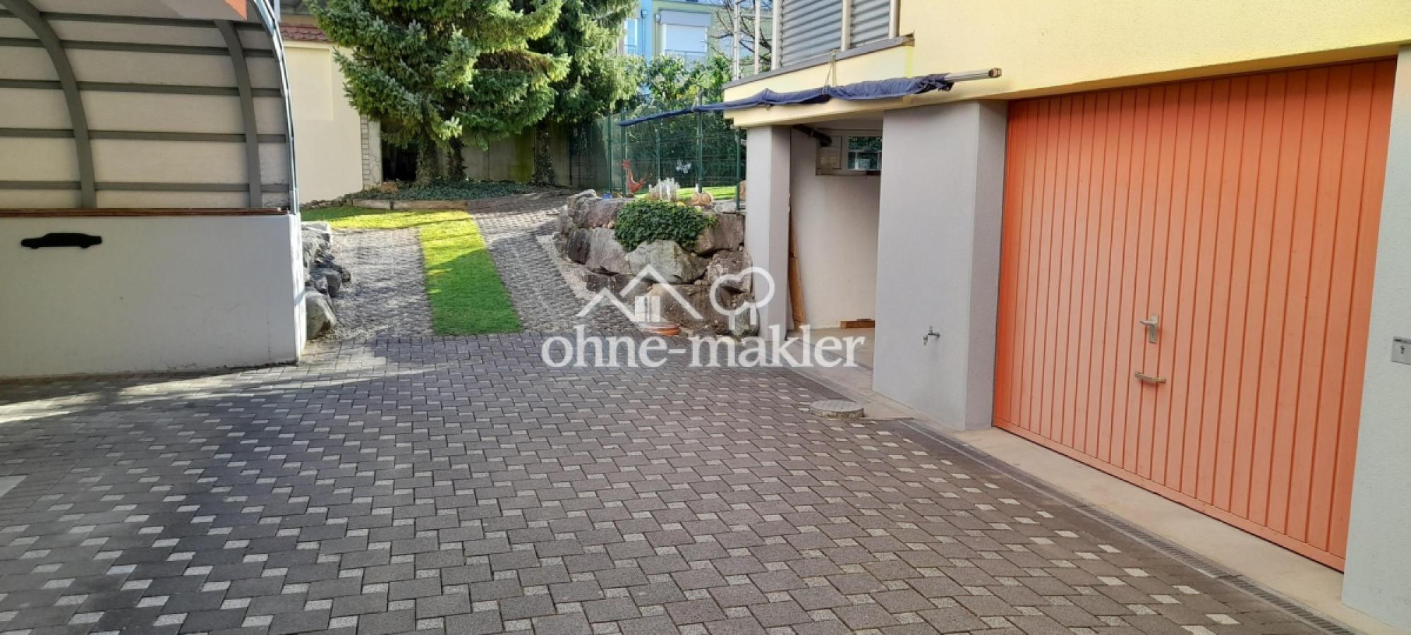 Hof,Stellplatz,Garagen,Carport