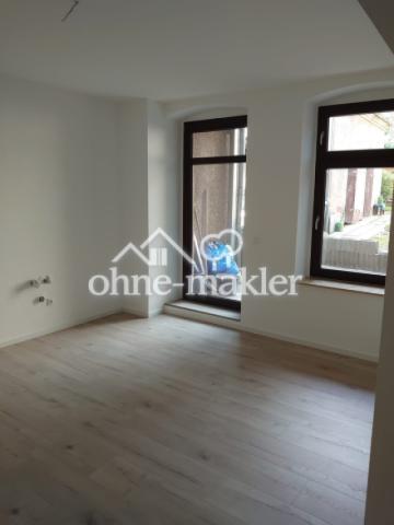 Küche mit Balkon mit FBH