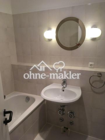 Waschbecken im Vollbad