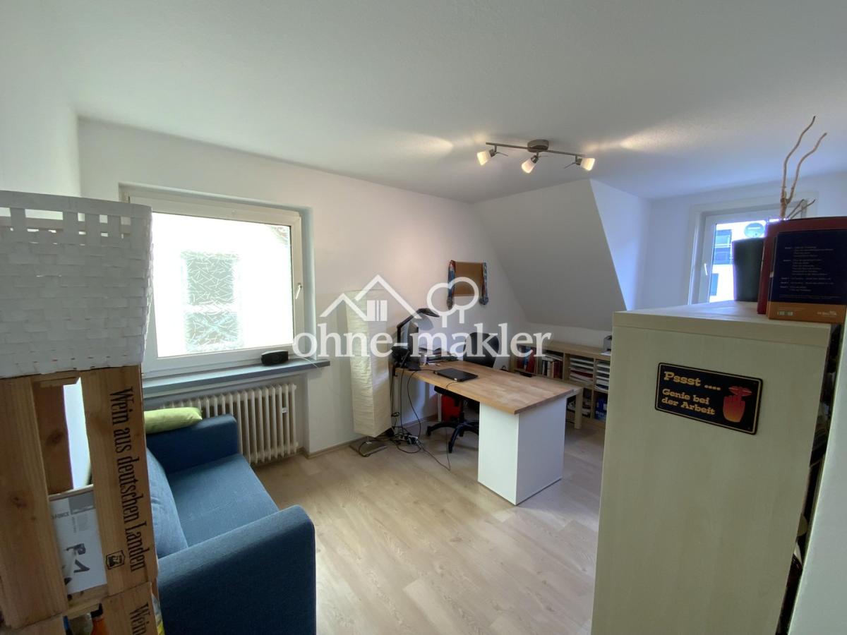Blick in das Arbeitszimmer