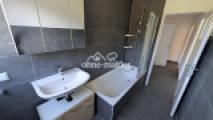 Bad mit Wanne