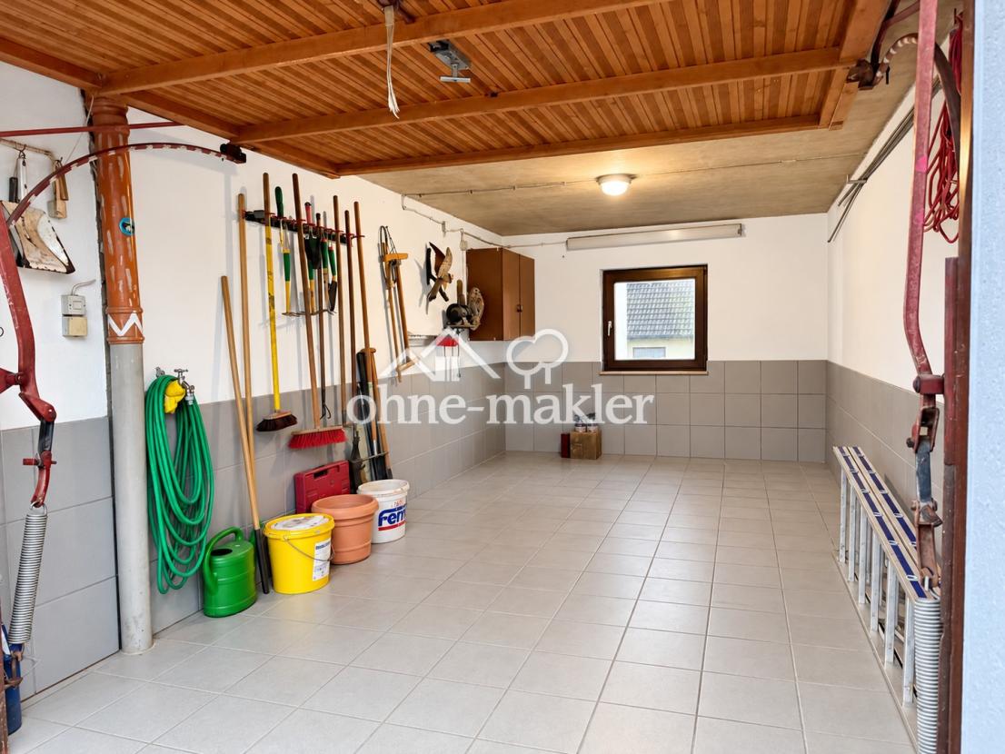 Garage EG
