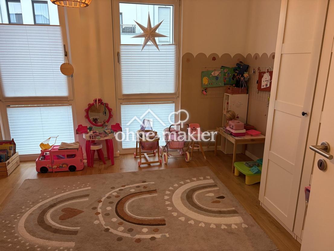 Schlafzimmer 2 OG