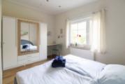 Schlafzimmer (2)