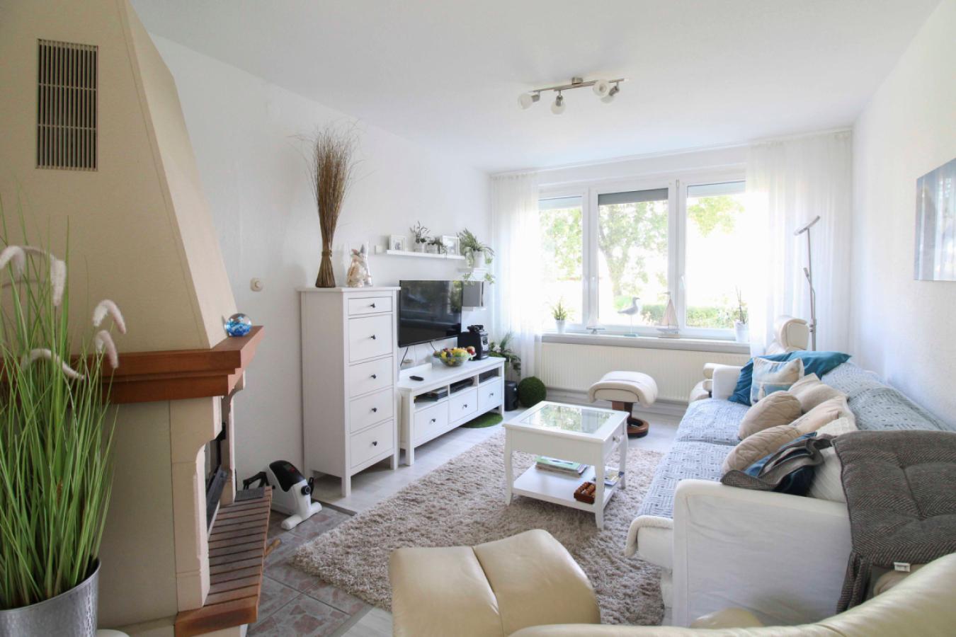 Wohnzimmer (2)