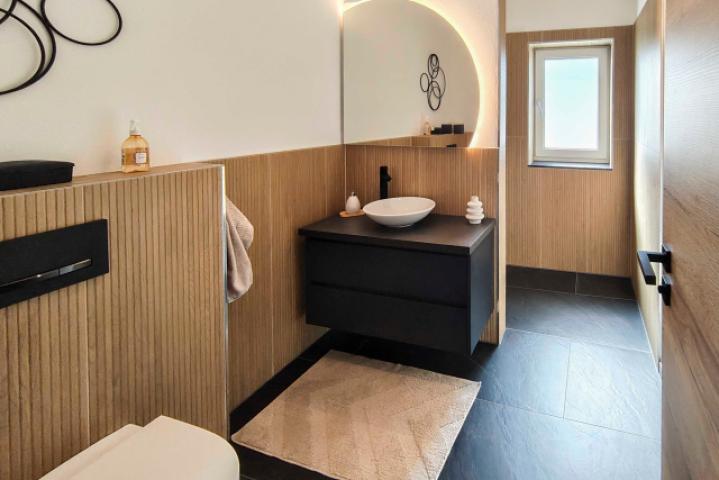 Badezimmer EG