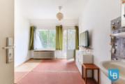 Individuell nutzbares Zimmer Nr. 8 mit Zugang auf den Balkon im DG