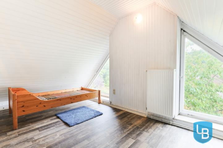 Weiteres Zimmer im Spitzboden