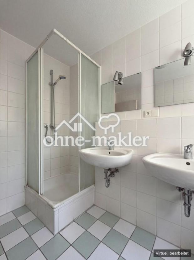 Bad, Dusche (KI-leergeräumt)