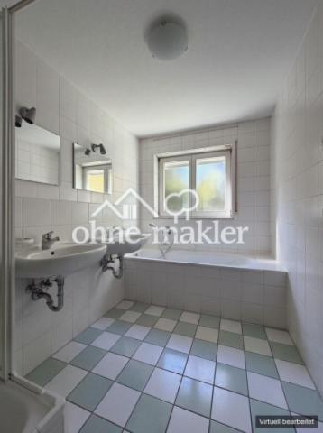 Bad, Wanne (KI-leergeräumt)
