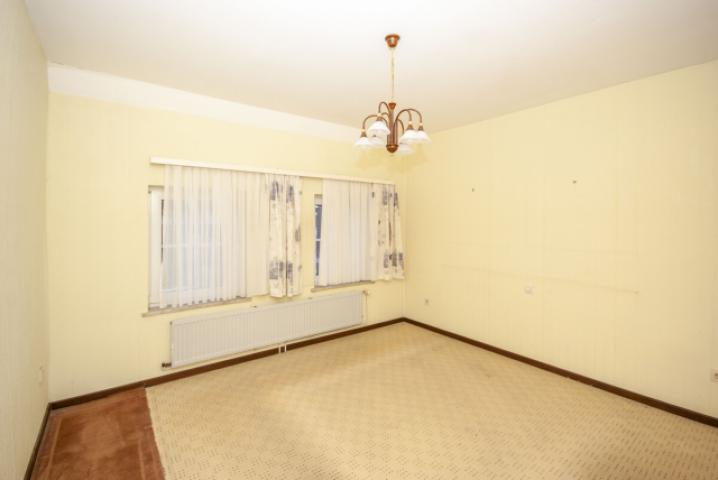 Schlafzimmer II