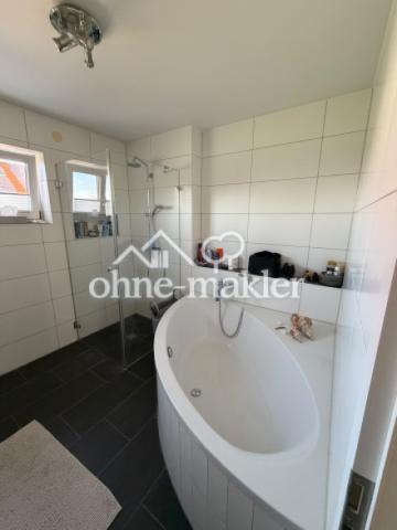 BZ mit Eckbadew. und Dusche
