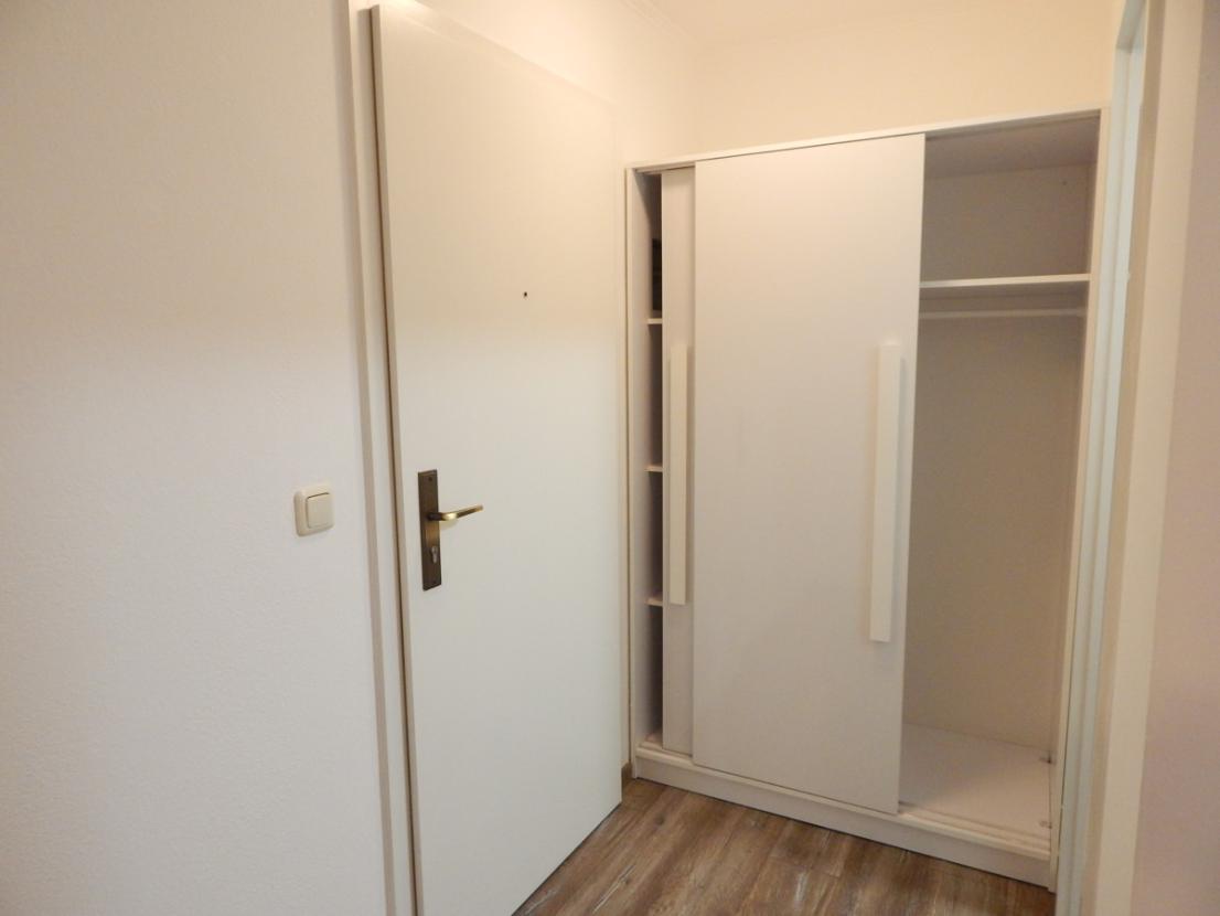 Einbauschrank im Flur