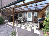 Terrasse überdacht vor dem HWR