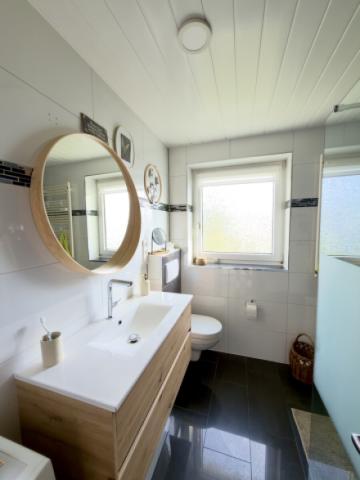 Blick ins Badezimmer