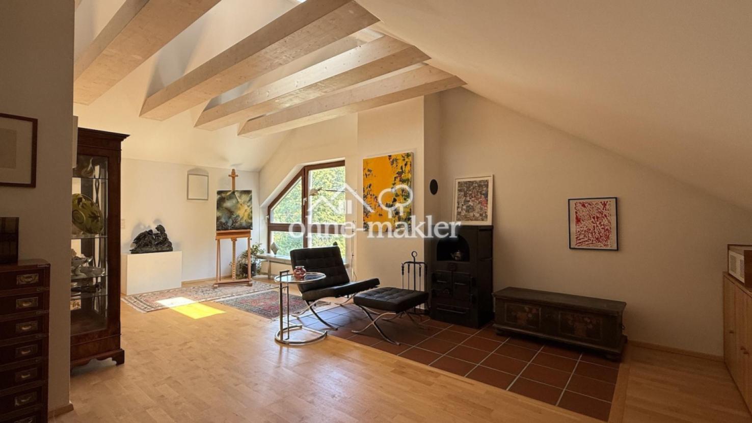 Dachgeschoss-Studio