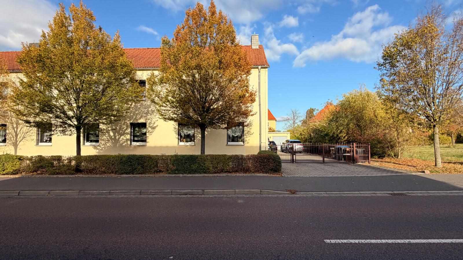 Straßenansicht