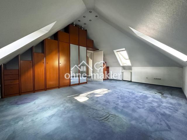 Schlafzimmer 4