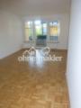 Wohnzimmer Blick zum Balkon