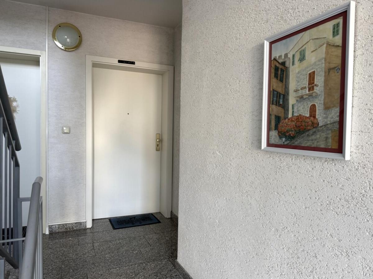 Eingang OG zur Wohnung