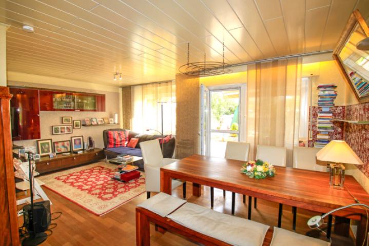 Wohnzimmer Blick 1