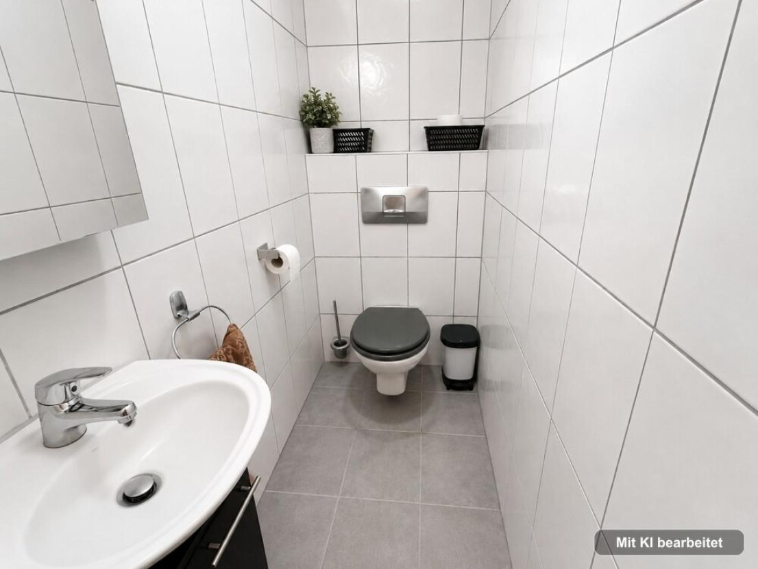 Separates Gäste-WC