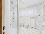Badezimmer 1. OG