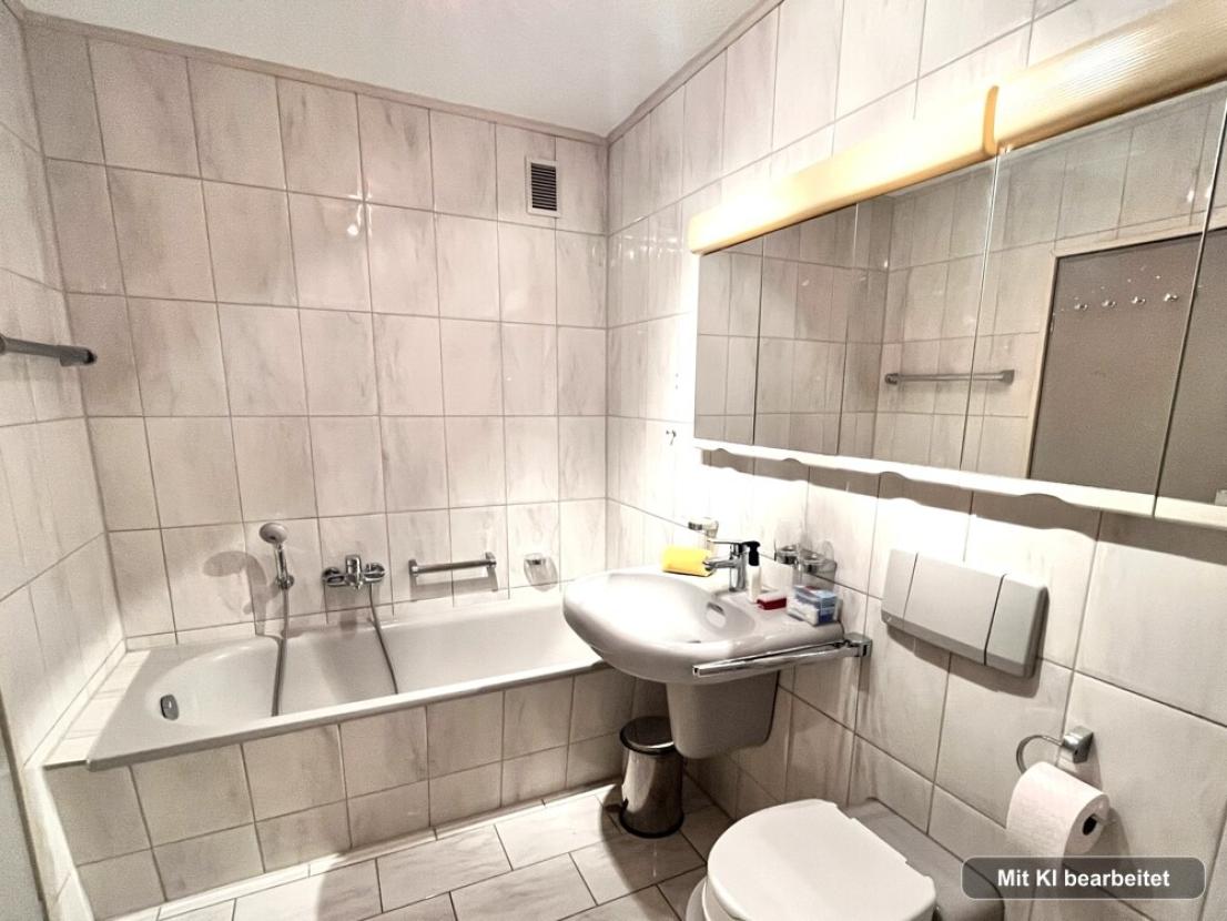 Badezimmer mit Wanne