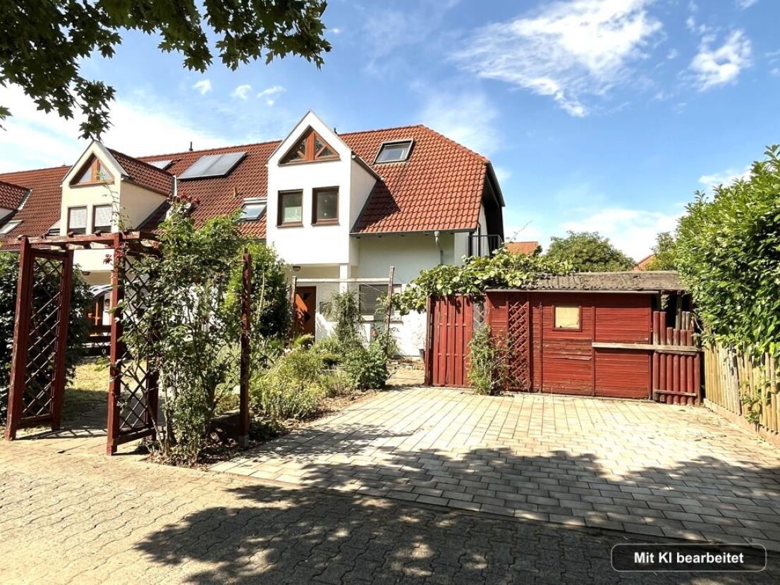 Straßenansicht