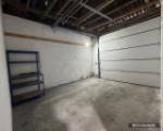 Mittlere Garage