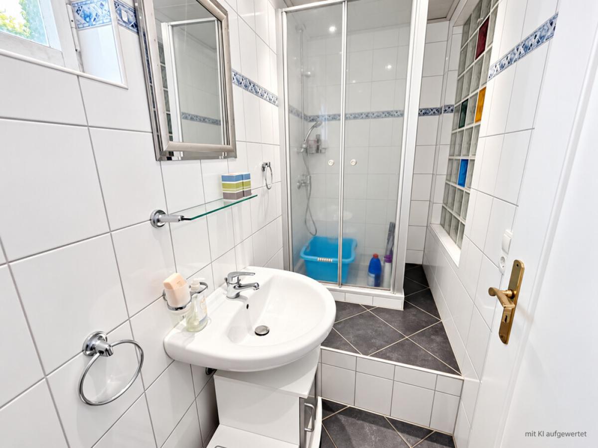 EG GästeWC mit Dusche