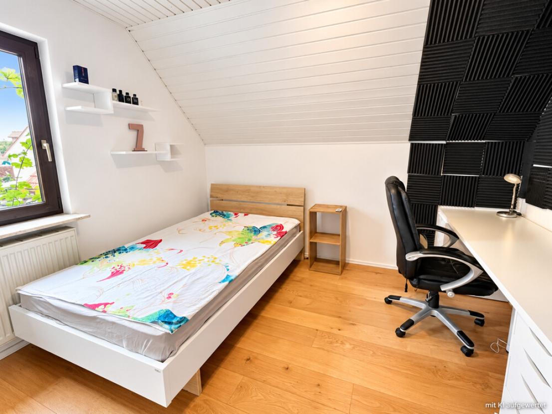 Kinderzimmer / Arbeitszimmer