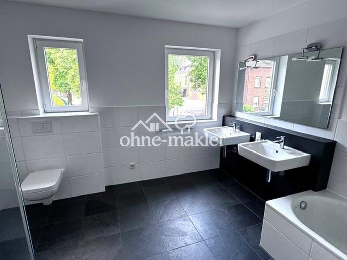 Badezimmer 1. OG