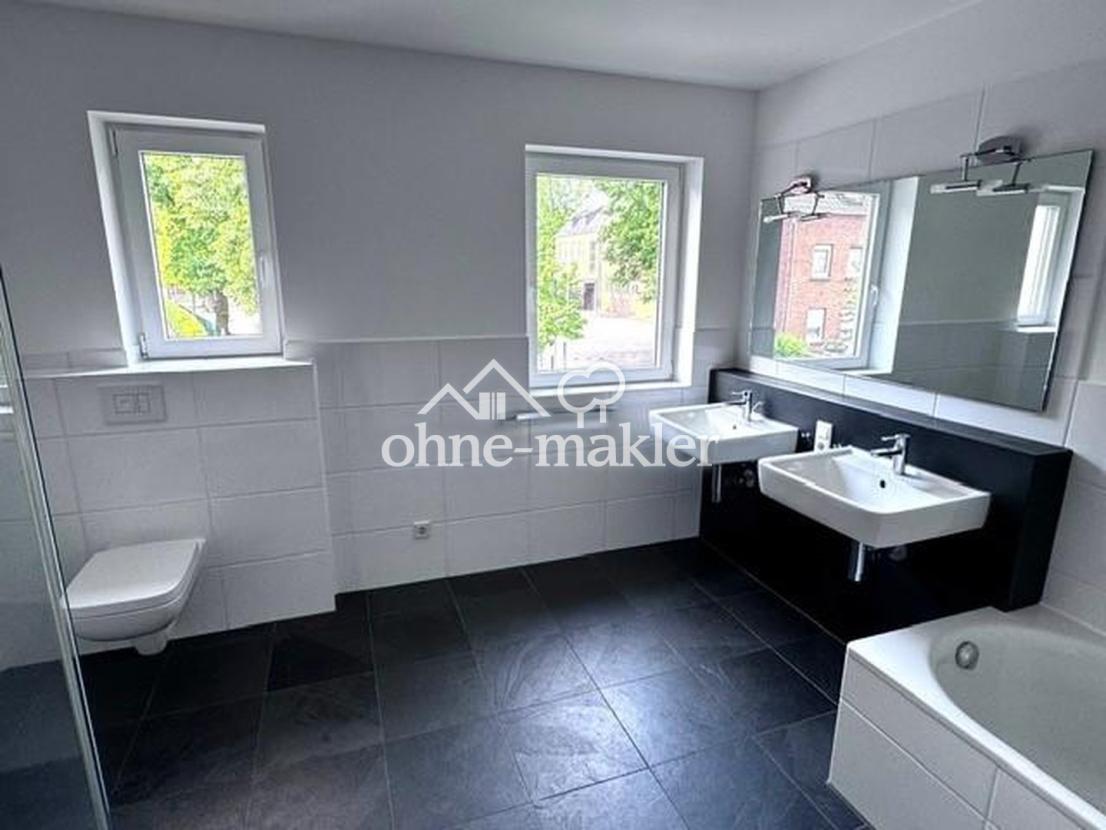 Badezimmer 1. OG