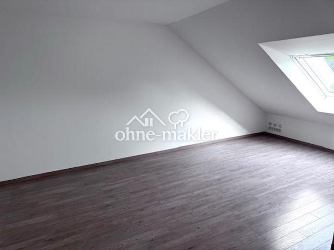 Dachstudio/Schlafzimmer4