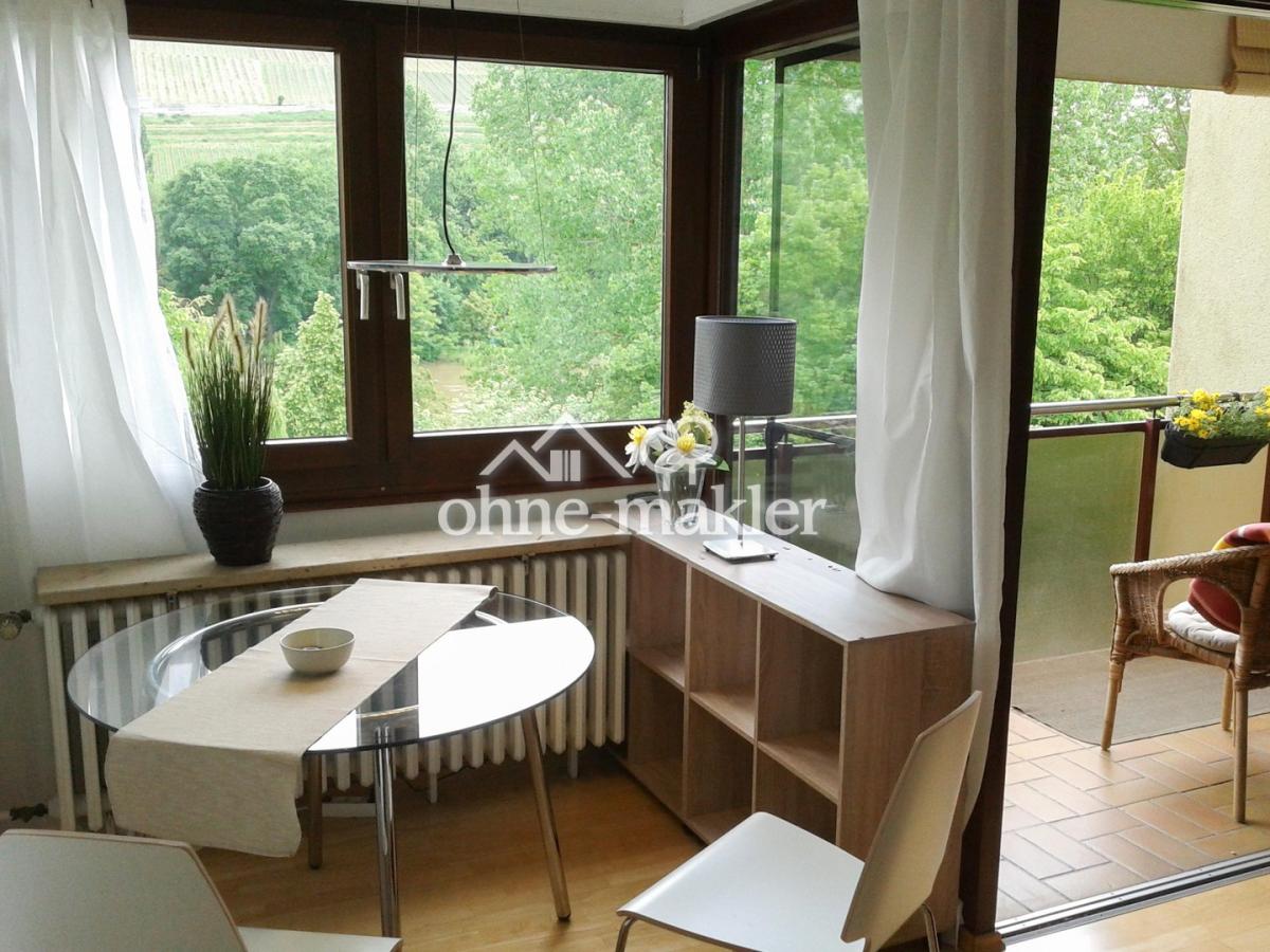 Essplatz am Eckfenster