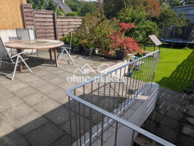 Terrasse mit Gartenblick