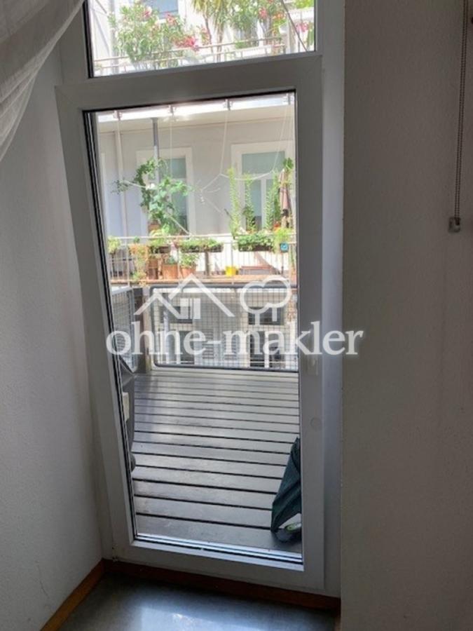 Blick zum Balkon