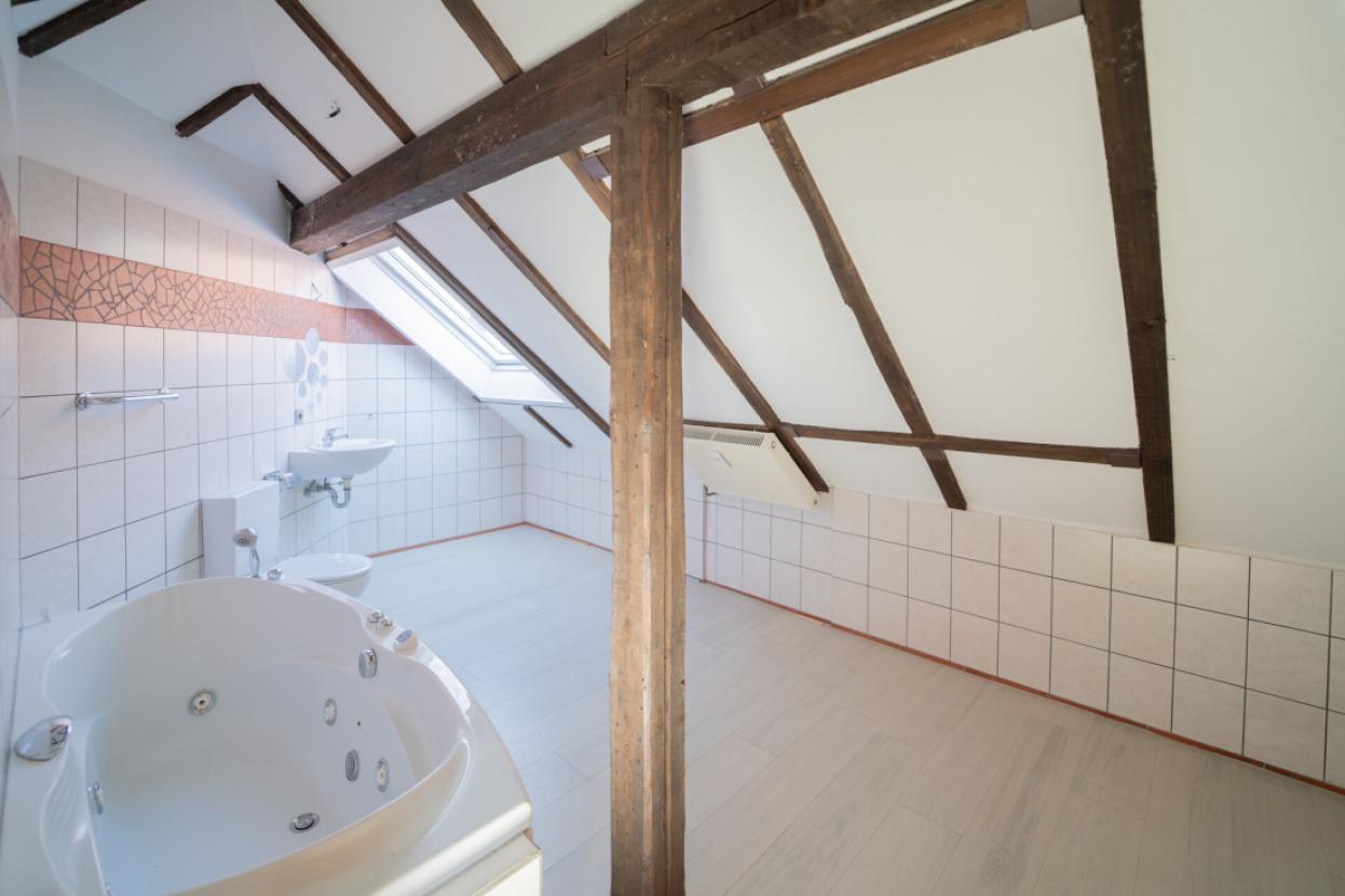 Maisonette leerstehend Badezimmer OG