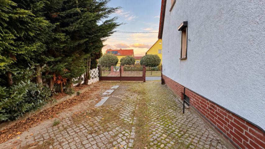 Stellplätze vor der Garage