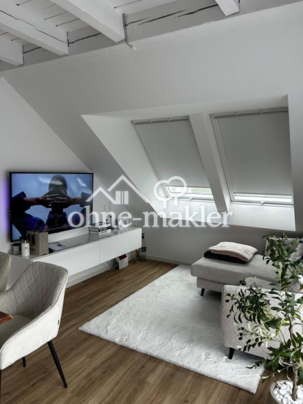 Wohnzimmer mit großen DFF