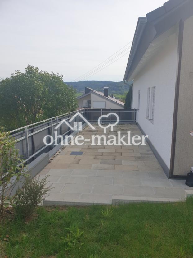 großer Balkon