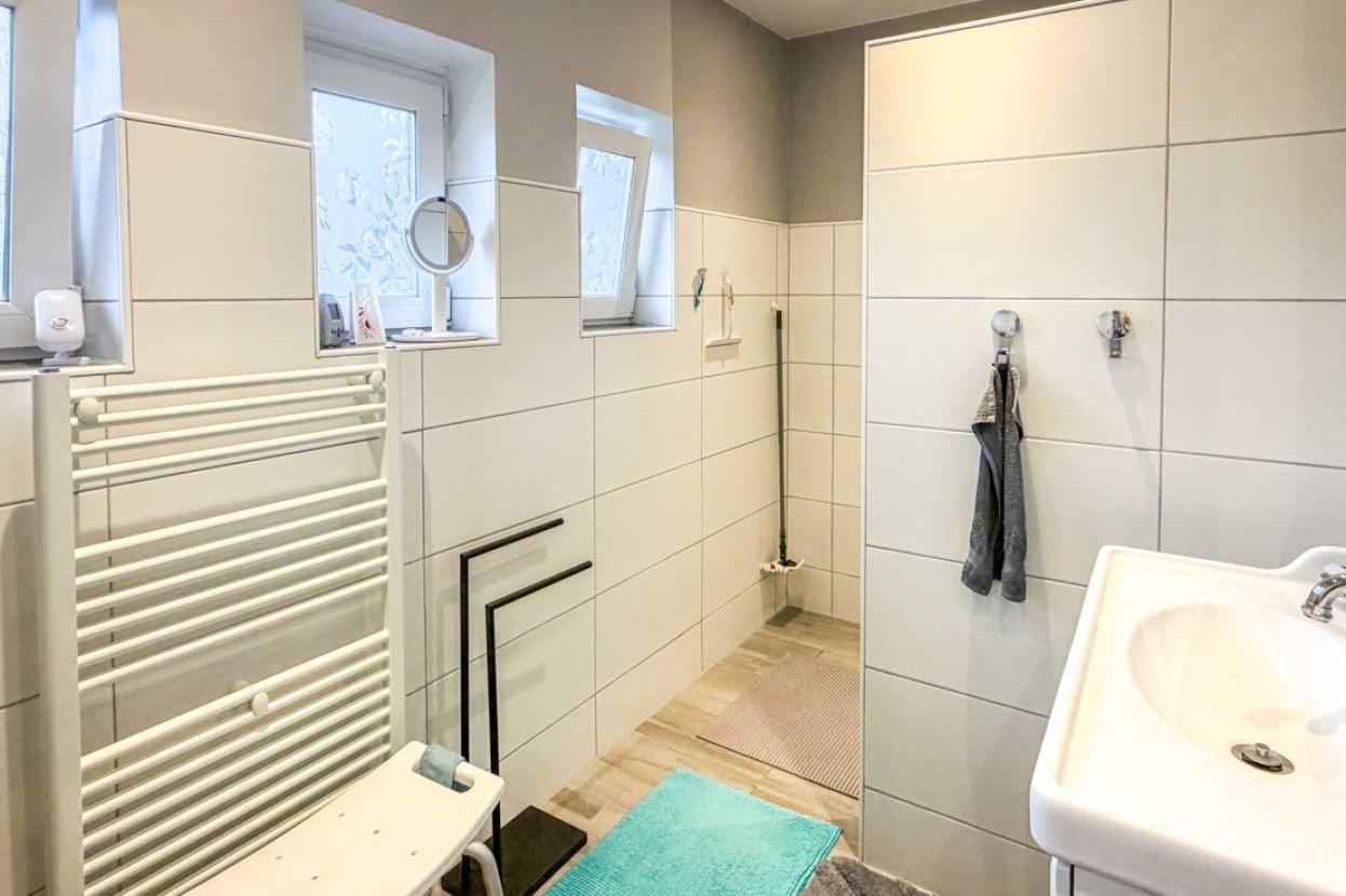 Badezimmer EG