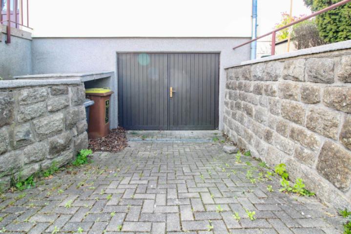 Garagenzufahrt